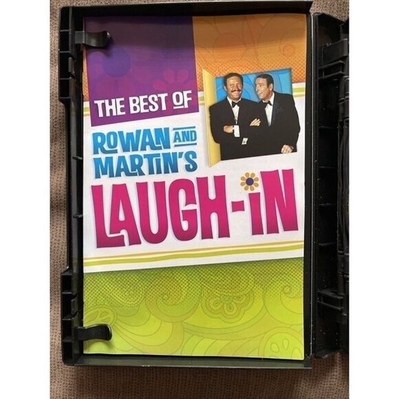 The Best of Rowan and Martin's Laugh-In (10-disc DVD set) & Laugh-in Christmas - Picture 4 of 12